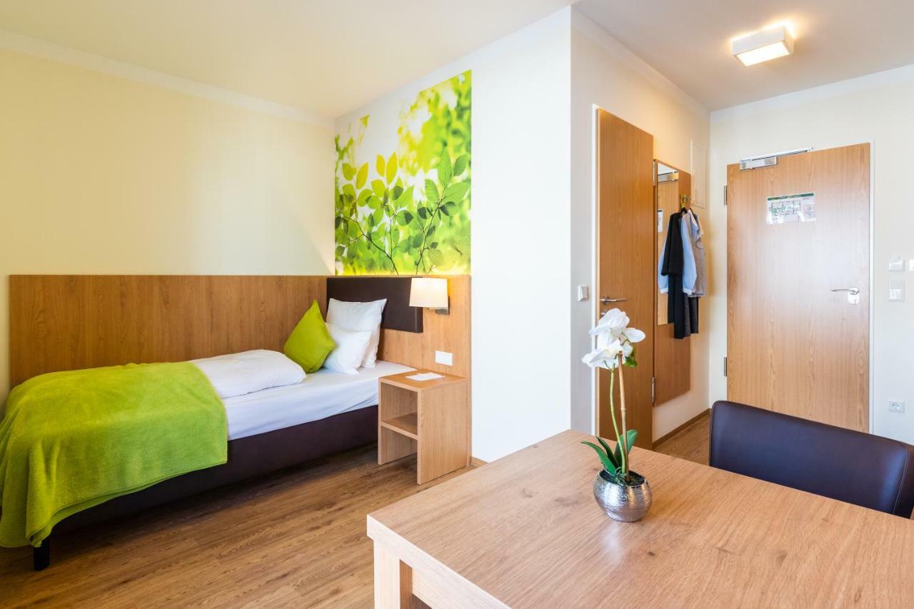 Inhouse - Wohnen Auf Zeit Aparthotel Ingolstadt Buitenkant foto